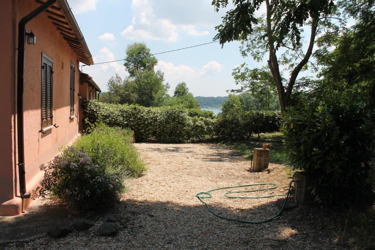Il Castoro Di Martignano Villa Anguillara Sabazia Exteriör bild
